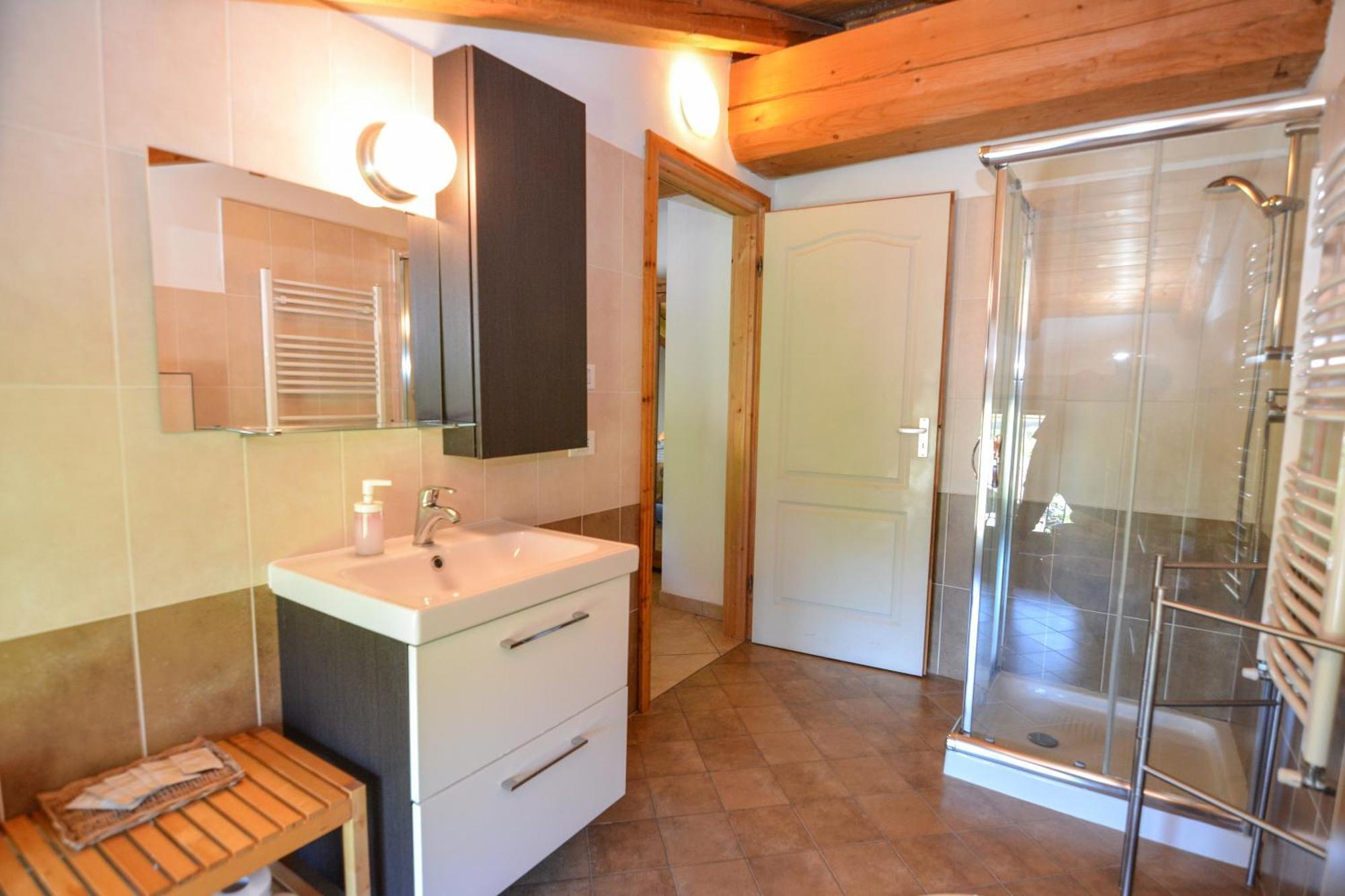 Agritur Airone Bed & Camping Levico Terme Værelse billede