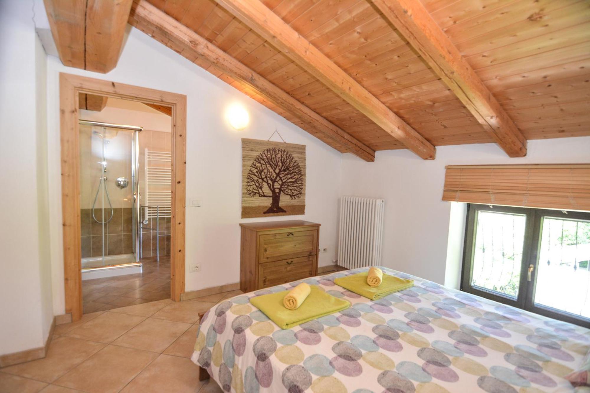 Agritur Airone Bed & Camping Levico Terme Værelse billede